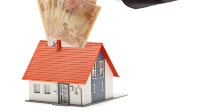 Önce ev aldı, sonra gitti AVM'de 2.4 milyon lira harcadı