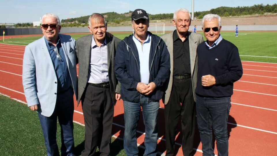 "Efsaneler" Eskişehirspor'dan emin