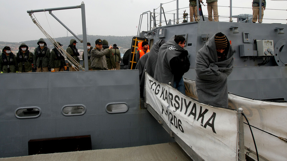 Ege Denizi'nde bir haftada 423 kaçak göçmen yakalandı