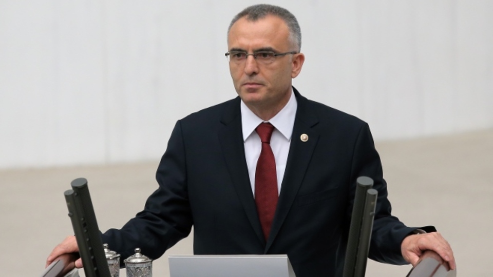 "Vergi daireleri gece 12'ye kadar açık olacak"