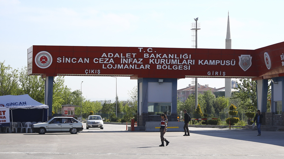 Darbeci Tuğgeneral: Ankara'daki zırhlı araç sayısı mantığa sığmıyordu