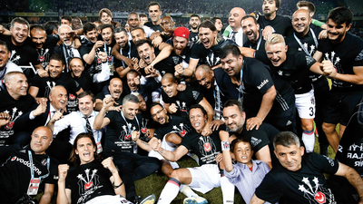 Üçüncü yıldızı ekonomi yönetimi taktı