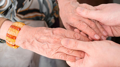 Kollarda ve bacaklarda güçsüzlük, o korkutan hastalığın habercisi...