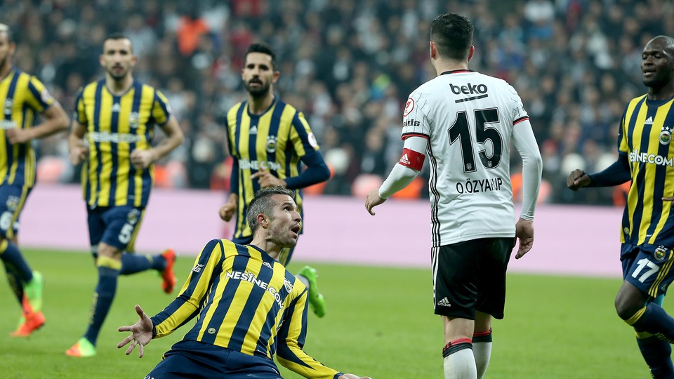 Van Persie ifadeye çağrıldı!
