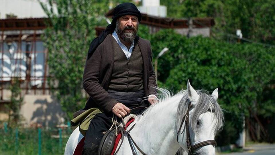 Cevdet'ten Ali Kemal hamlesi!