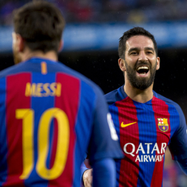 Arda Turan Mercedes'i için 2.5 saat ter döktü!