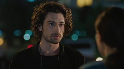 Sinan, Hazan'a her şeyi anlatmaya karar verir