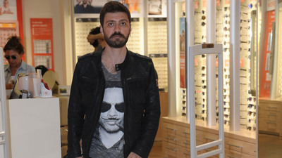 "Ben işe Asena tatile"