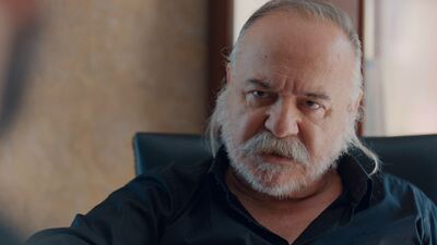 "Bul şu kızı, bitir işini!"