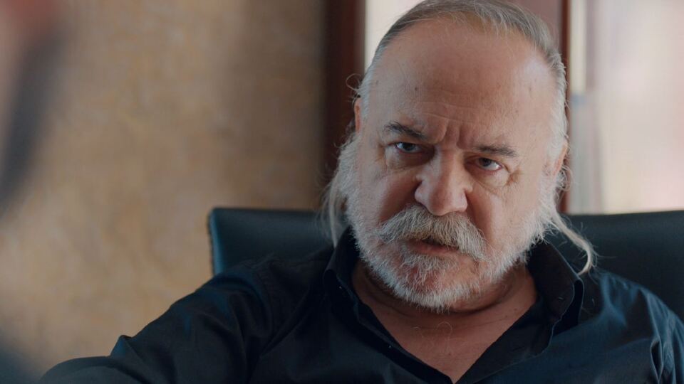 "Bul şu kızı, bitir işini!"