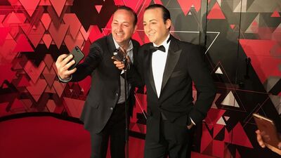 "Keşke biraz saç ekselerdi"