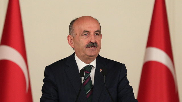 Bakan Müezzinoğlu'ndan vatandaşlık açıklaması
