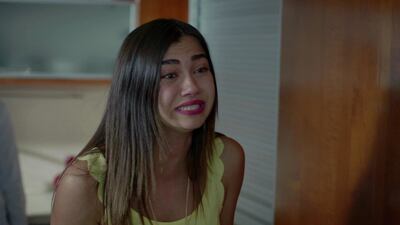 Meral sinir krizi geçiriyor