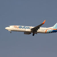 Havayolu devleri Katar'a uçuşları durdurdu