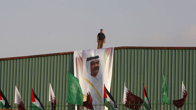 Şok karar! Vatandaşlarının Katar'da çalışmasını yasakladı