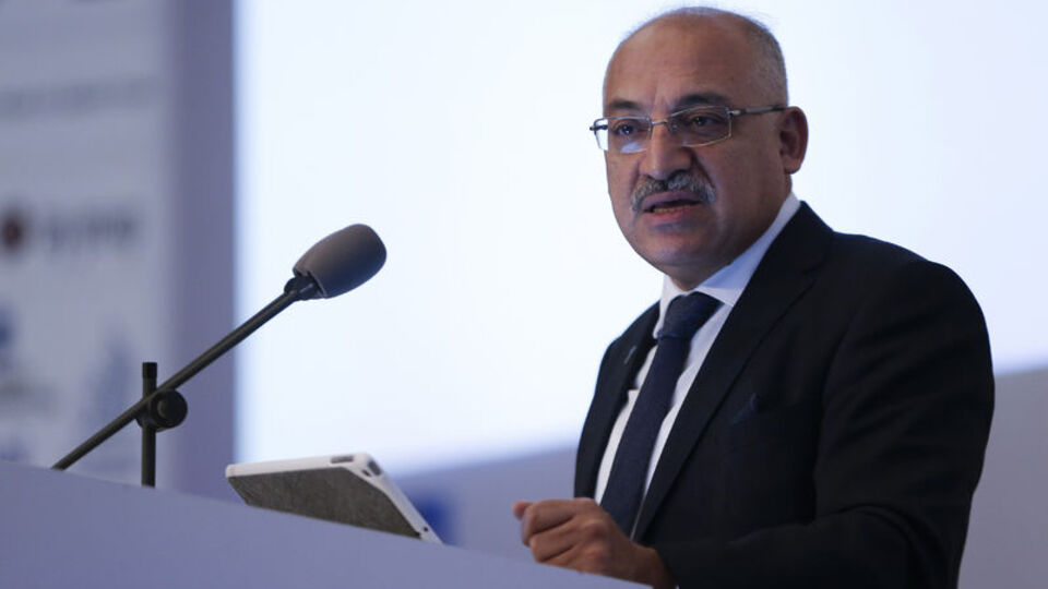 Büyükekşi'den 'Katar' açıklaması