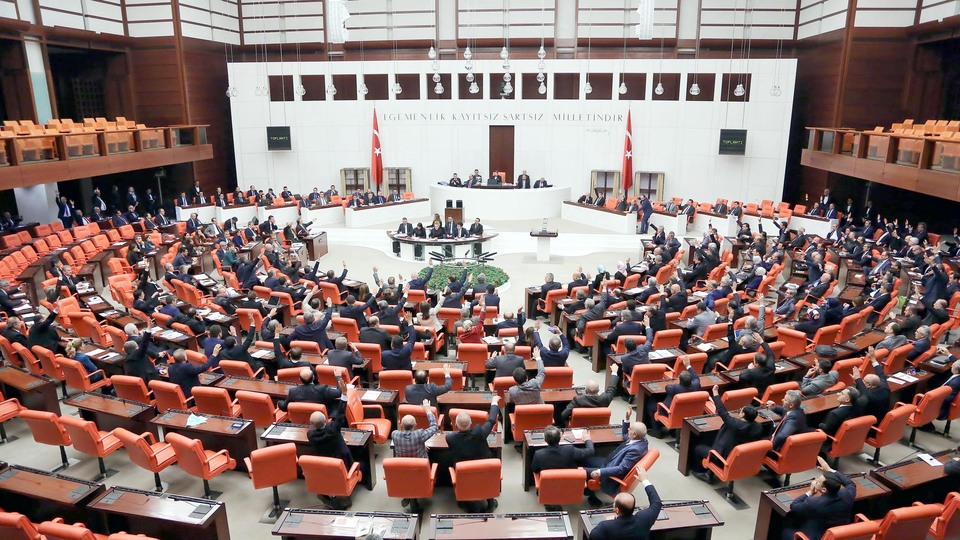 Meclis'ten Katar adımı