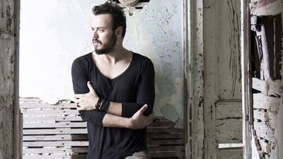 Deha Bilimlier kimdir?