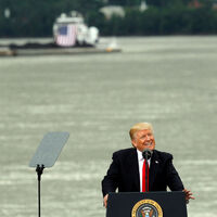 Trump: Obama 7 milyar doları çarçur etti