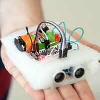 Görme engelliler için titreşimli uyarı cihazı geliştirildi! Önlerine engel çıktığında...