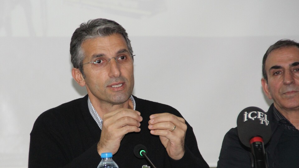 Nedim Şener: "Yalanı takip eden cinayeti çözersiniz"