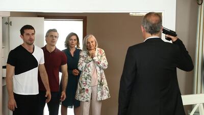 Suat'ın tabancasından çıkan kurşun, konağı sarsıyor!