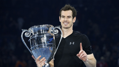 Murray ve Kerber zirvede kaldı