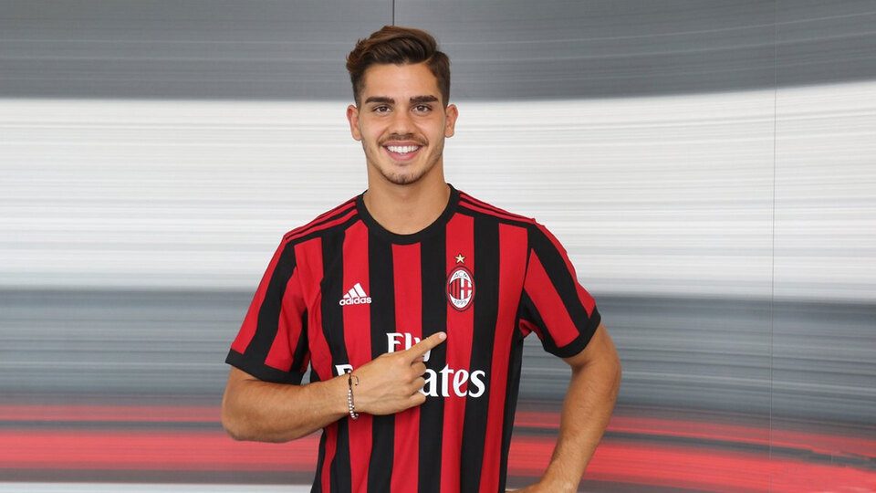 Milan'a Portekizli golcü