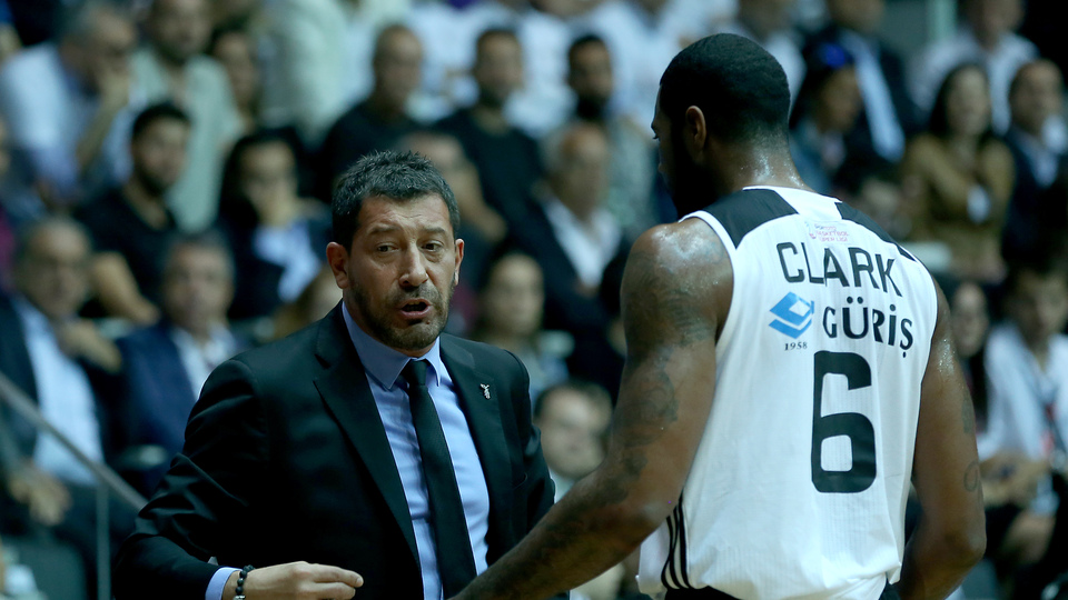 "Basketbol konuşmak istiyoruz ama..."