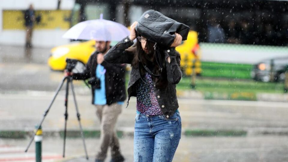 Meteoroloji uyardı! İstanbullular, Pazartesi gününe dikkat