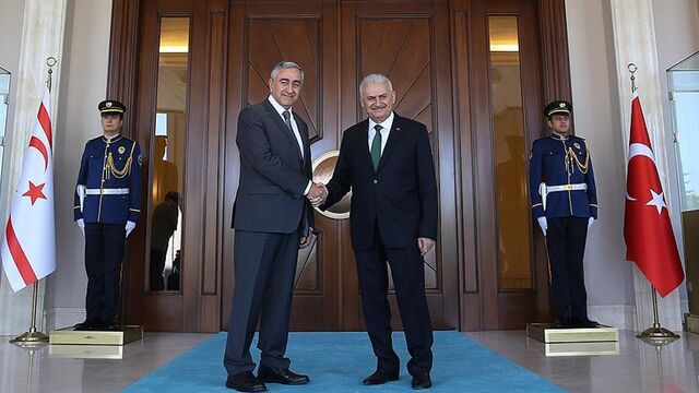 Başbakan Yıldırım, KKTC Cumhurbaşkanı Akıncı ile görüştü