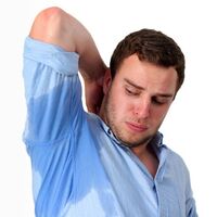 Aşırı terleme iş ve okul hayatını etkiliyor!