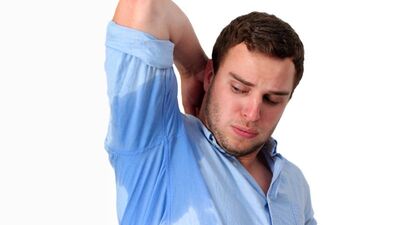 Aşırı terleme iş ve okul hayatını etkiliyor!