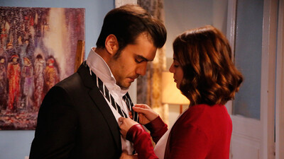 Esin, Şevkat ile komşu oluyor