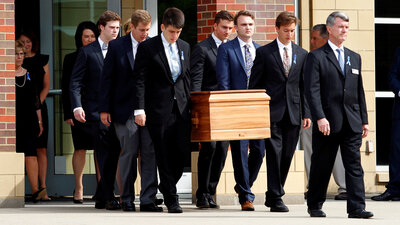 Kim Jong-un'un ülkesinde turist olmak: Macera için gitti, komada döndü