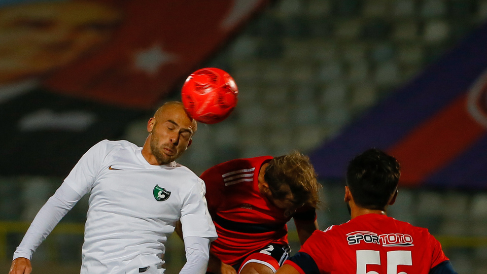 Denizli'de Perovic ikna olmadı