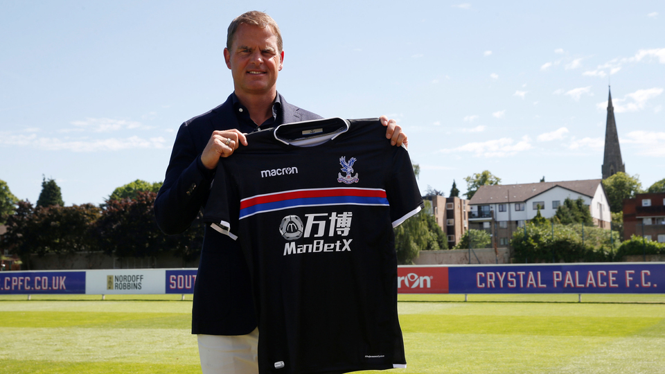 Frank de Boer imzayı attı!