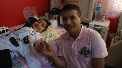 SMA hastası Elif'e Emniyet Müdürü'nden büyük sürpriz