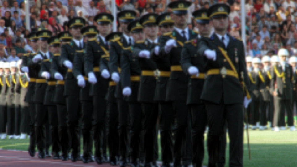 TSK'da FETÖ'cü taraması! Binlerce askere inceleme!