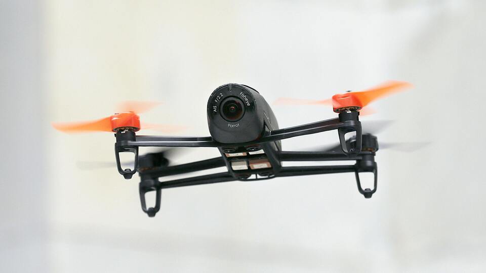 Drone'un Türkçesi nedir?