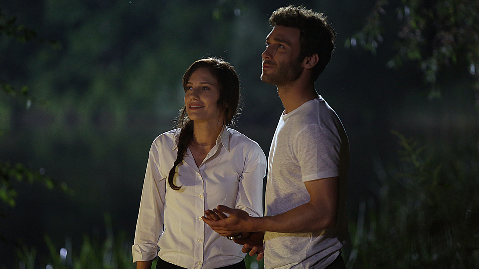 Ateşböceği dizisi başladı