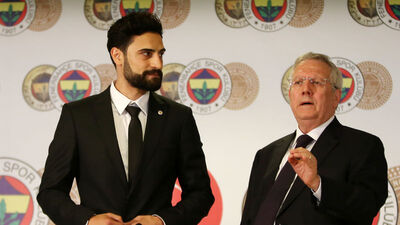 Mehmet Ekici resmen Fenerbahçe'de!