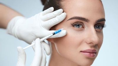 Kusursuz güzellik ve kalıcı gençlik için canlı gözler