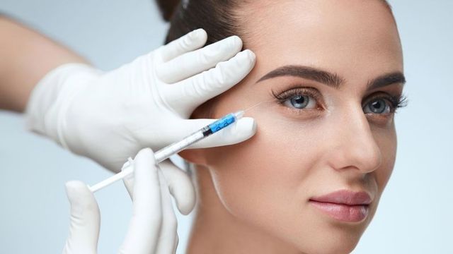 Kusursuz güzellik ve kalıcı gençlik için canlı gözler