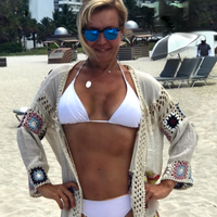 Seda Akgül'den bikinili paylaşım