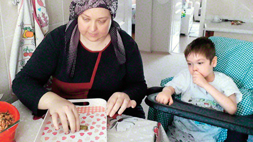 Serebral Palsi'ye karşı yaprak sarma mucizesi!