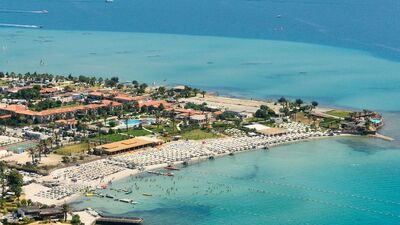 "Alaçatı büyüyor!"