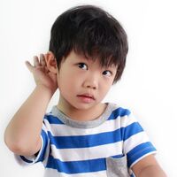 Çocukların işitme kaybı eğitimini engelliyor!