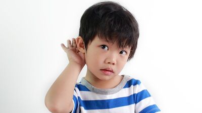 Çocukların işitme kaybı eğitimini engelliyor!