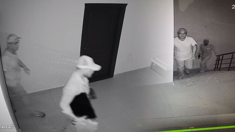 Belediye binasında bir garip hırsızlık! 1 saat 25 dakika kaldılar